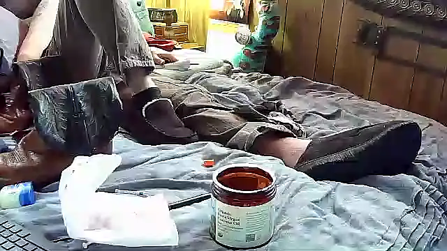 Snapshot of Makowboy chatting on February 5, 6:15 pm Makowboy online show from February 5, 6:15 pm