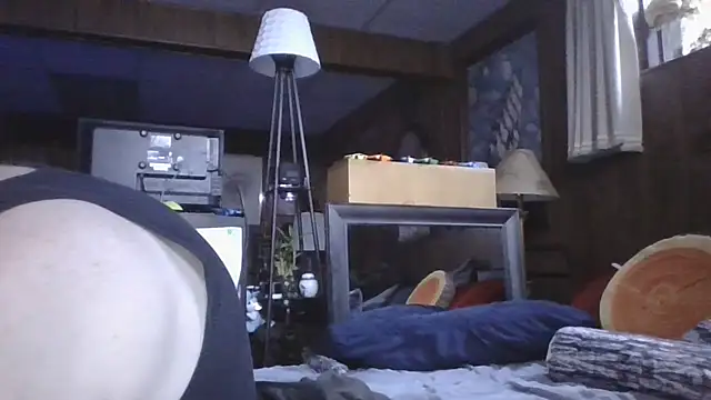 Snapshot of Makowboy chatting on October 1, 5:19 pm Makowboy online show from October 1, 5:19 pm