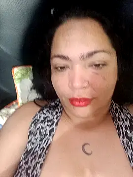 Snapshot of NIKOLE1301 chatting on January 21, 1:43 pm NIKOLE1301 online show from January 21, 1:43 pm