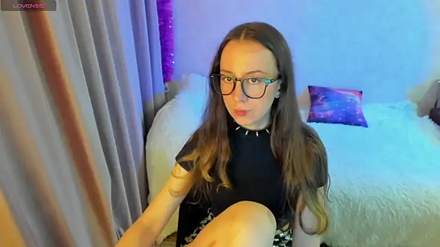 CurlySteph online show from September 14, 6:51 pm