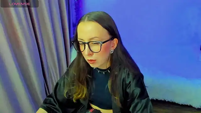 CurlySteph online show from January 16, 4:33 pm