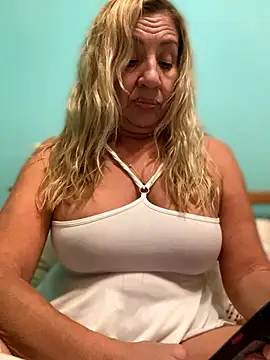 camelia3 online show from December 2, 12:38 am