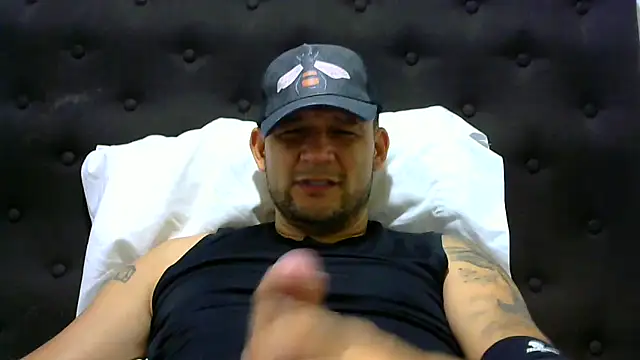 altenori112 online show from February 7, 11:45 pm