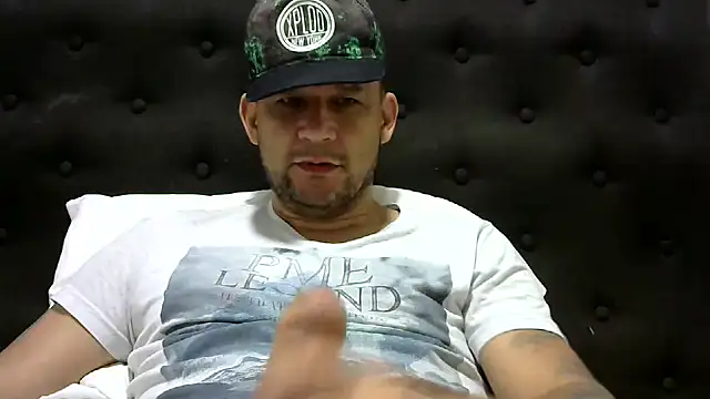 altenori112 online show from February 8, 11:13 pm