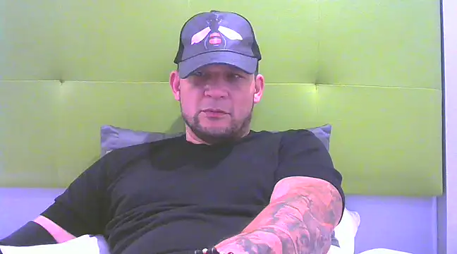 altenori112 online show from February 15, 4:14 am