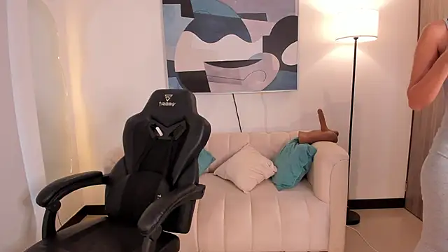 Snapshot of SaraParker_ chatting on November 24, 8:19 pm SaraParker online show from November 24, 8:19 pm