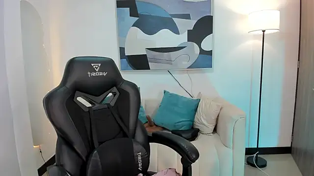 Snapshot of SaraParker_ chatting on February 23, 9:56 pm SaraParker online show from February 23, 9:56 pm