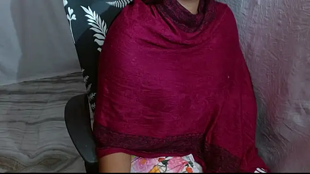 Snapshot of Ria_fun chatting on December 11, 9:34 pm Ria fun online show from December 11, 9:34 pm