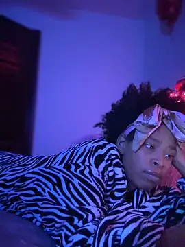 Snapshot of Cum2Charm chatting on March 12, 10:16 am Cum2Charm online show from March 12, 10:16 am