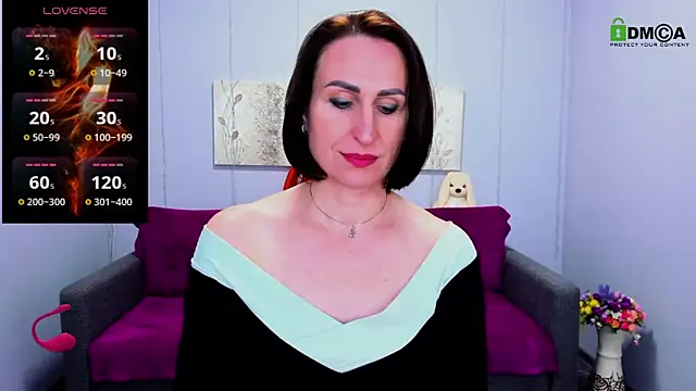 Snapshot of Nia_Smithh chatting on March 6, 3:45 pm Nia Smithh online show from March 6, 3:45 pm