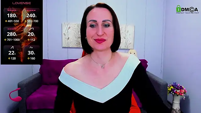 Snapshot of Nia_Smithh chatting on March 7, 1:07 pm Nia Smithh online show from March 7, 1:07 pm