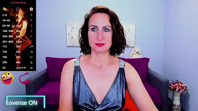 Snapshot of Nia_Smithh chatting on September 23, 12:19 pm Nia Smithh online show from September 23, 12:19 pm