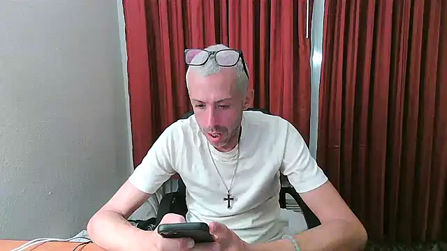 smokenstrokex online show from November 8, 1:17 am