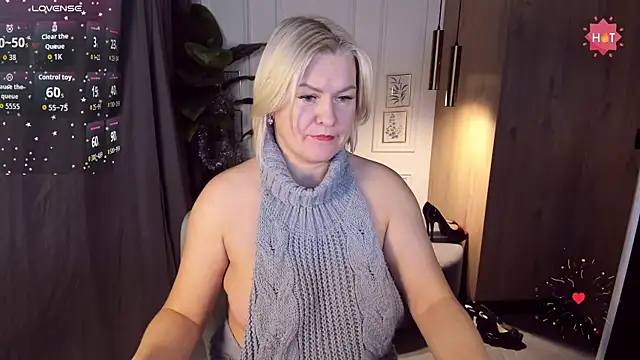 YolandaKiss online show from January 11, 8:25 pm