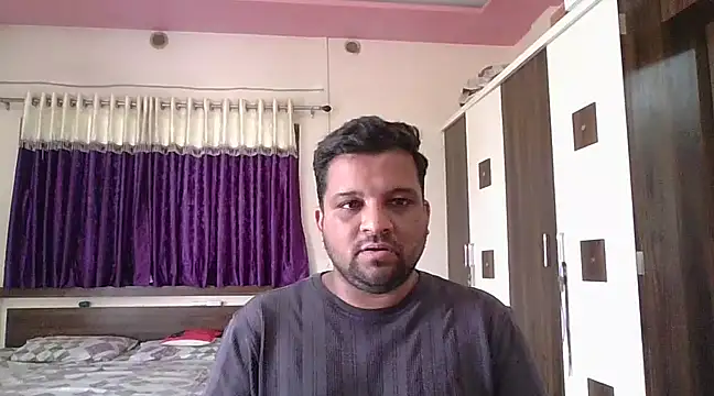 Snapshot of dhruv_love chatting on February 21, 7:34 am dhruv love online show from February 21, 7:34 am