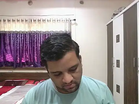 Snapshot of dhruv_love chatting on October 8, 4:32 am dhruv love online show from October 8, 4:32 am