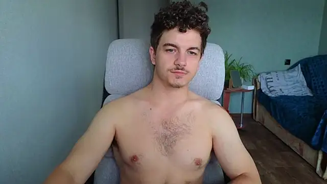 Remy Miles online show from October 19, 6:36 am