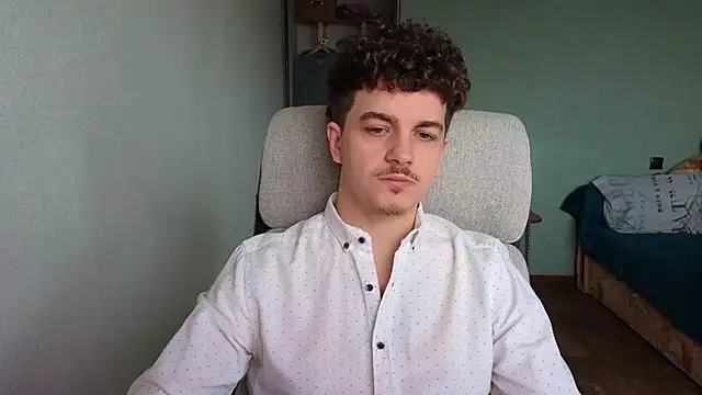 Remy Miles online show from February 7, 7:56 am