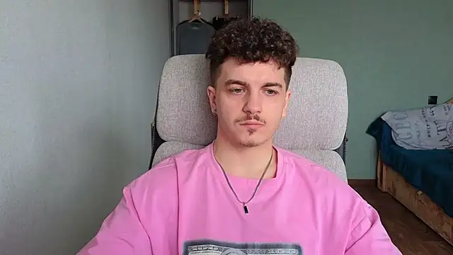 Remy Miles online show from February 20, 8:05 am