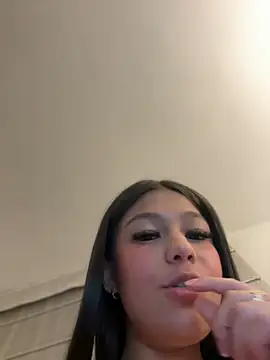 Alyshanon18 online show from March 20, 3:13 am