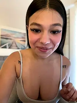 Alyshanon18 online show from October 3, 9:01 pm