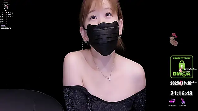 melia Z online show from November 16, 1:17 pm