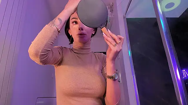 realhotfallingdevil online show from March 13, 5:36 am