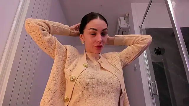 realhotfallingdevil online show from March 17, 5:11 am