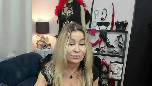 crystaLUX online show from March 24, 5:12 am