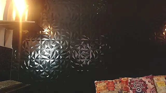 Snapshot of PINK__LOLA1 chatting on November 10, 11:59 pm PINK LOLA1 online show from November 10, 11:59 pm