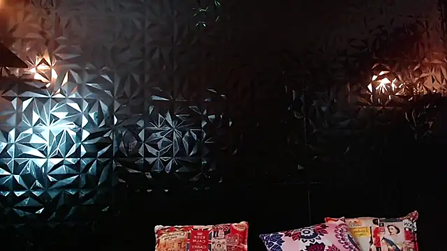 Snapshot of PINK__LOLA1 chatting on November 30, 1:15 pm PINK LOLA1 online show from November 30, 1:15 pm