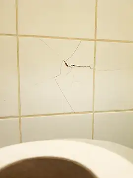 Snapshot of Sripandara1 chatting on March 22, 10:26 pm Sripandara1 online show from March 22, 10:26 pm