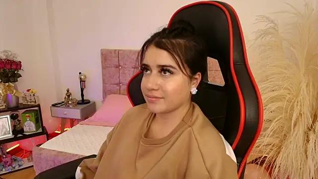 KallyMyller1 online show from December 2, 10:45 pm