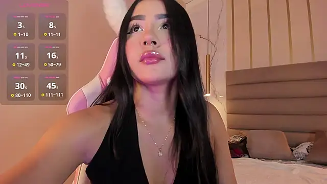 Snapshot of Mariana_sweetest chatting on March 15, 8:10 pm Mariana sweetest online show from March 15, 8:10 pm