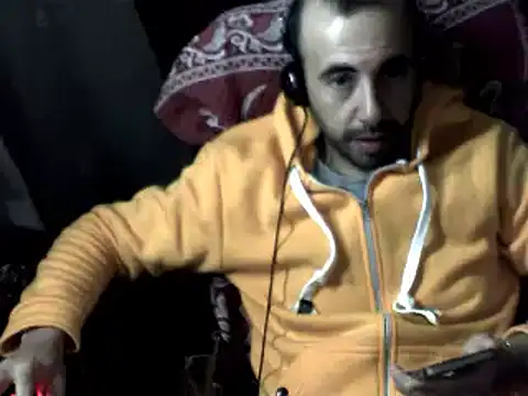 Snapshot of big_heart chatting on February 26, 7:42 am big heart online show from February 26, 7:42 am