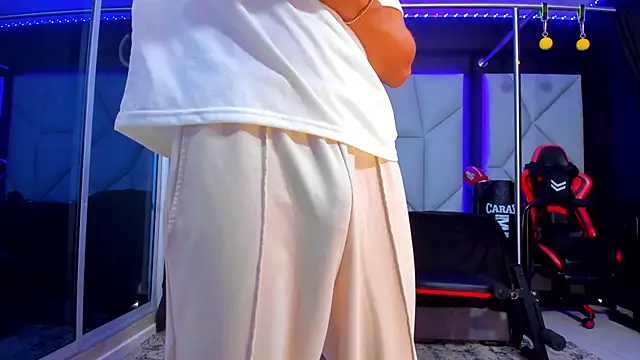 Aydenmiller96 online show from November 12, 1:55 pm