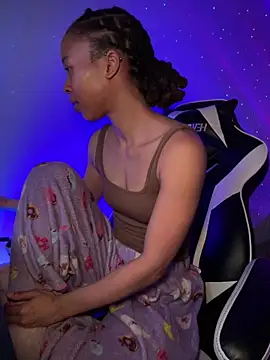 Snapshot of thebrattygoddess chatting on March 1, 1:51 pm thebrattygoddess online show from March 1, 1:51 pm