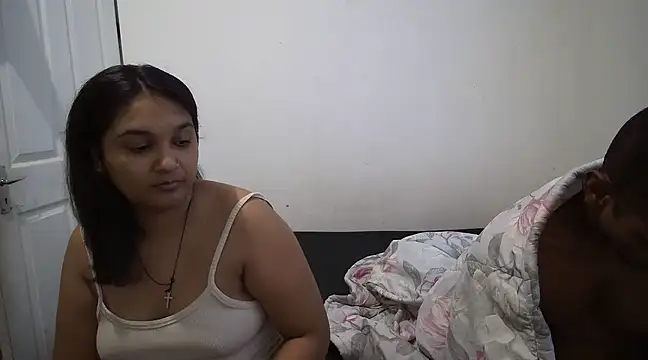 Snapshot of Indianbloom- chatting on March 2, 8:59 am Indianbloom- online show from March 2, 8:59 am