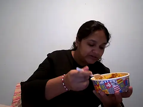 Snapshot of Indianbloom- chatting on September 19, 4:51 pm Indianbloom- online show from September 19, 4:51 pm