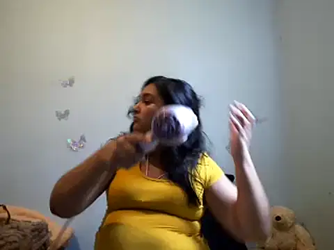 Snapshot of Indianbloom- chatting on October 9, 1:31 pm Indianbloom- online show from October 9, 1:31 pm