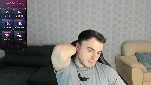 Bruce Wayne9 online show from January 15, 12:04 pm