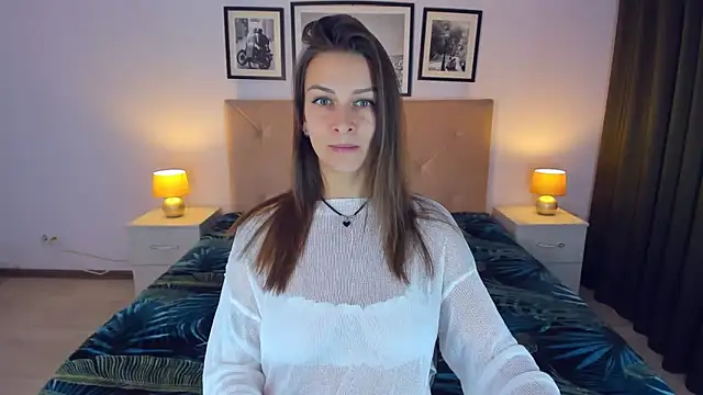 AlexiaDarren online show from December 24, 5:23 pm