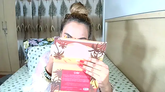 Snapshot of sexyindianchic chatting on January 20, 6:21 pm sexyindianchic online show from January 20, 6:21 pm