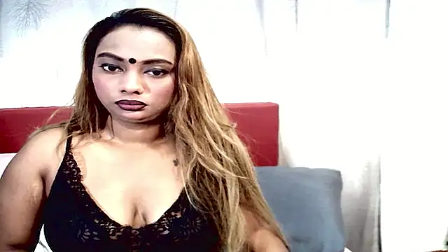 Snapshot of sexyindianchic chatting on February 12, 10:35 am sexyindianchic online show from February 12, 10:35 am