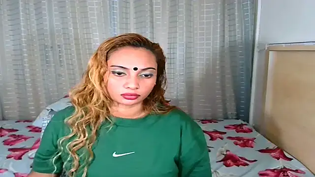 Snapshot of sexyindianchic chatting on September 12, 5:13 pm sexyindianchic online show from September 12, 5:13 pm