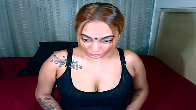 Snapshot of sexyindianchic chatting on December 14, 9:19 pm sexyindianchic online show from December 14, 9:19 pm