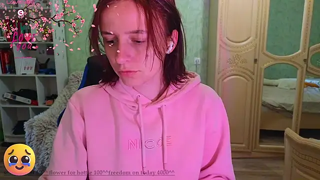 DanaMartina online show from February 26, 8:37 am