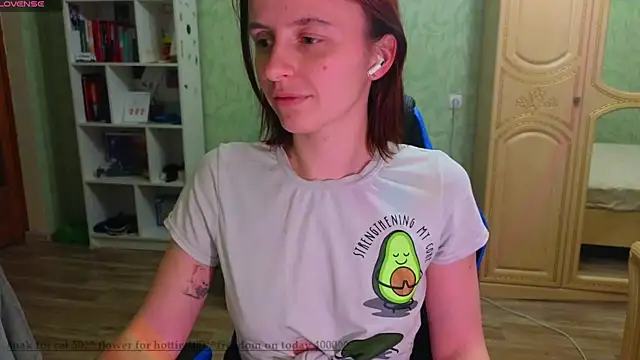 DanaMartina online show from March 2, 5:25 pm