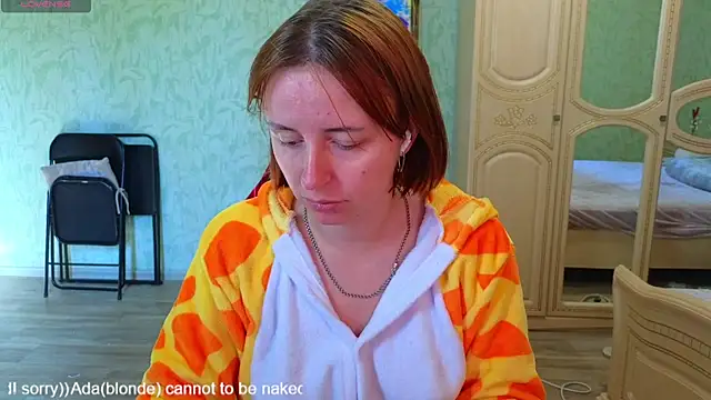 DanaMartina online show from October 24, 10:00 am