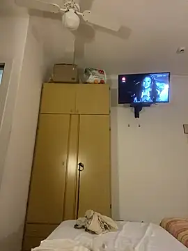 Snapshot of SofiaJoy chatting on March 1, 7:37 pm SofiaJoy online show from March 1, 7:37 pm